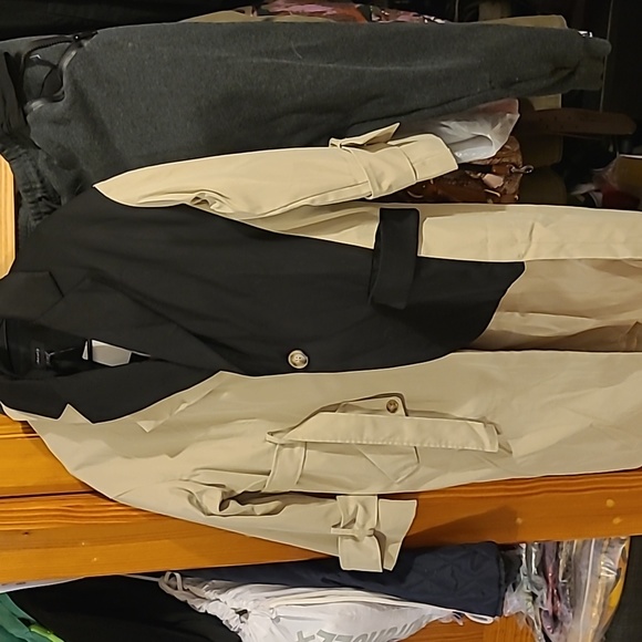 NWOT Unique Korean half suit half trench jacket - Picture 1 of 4